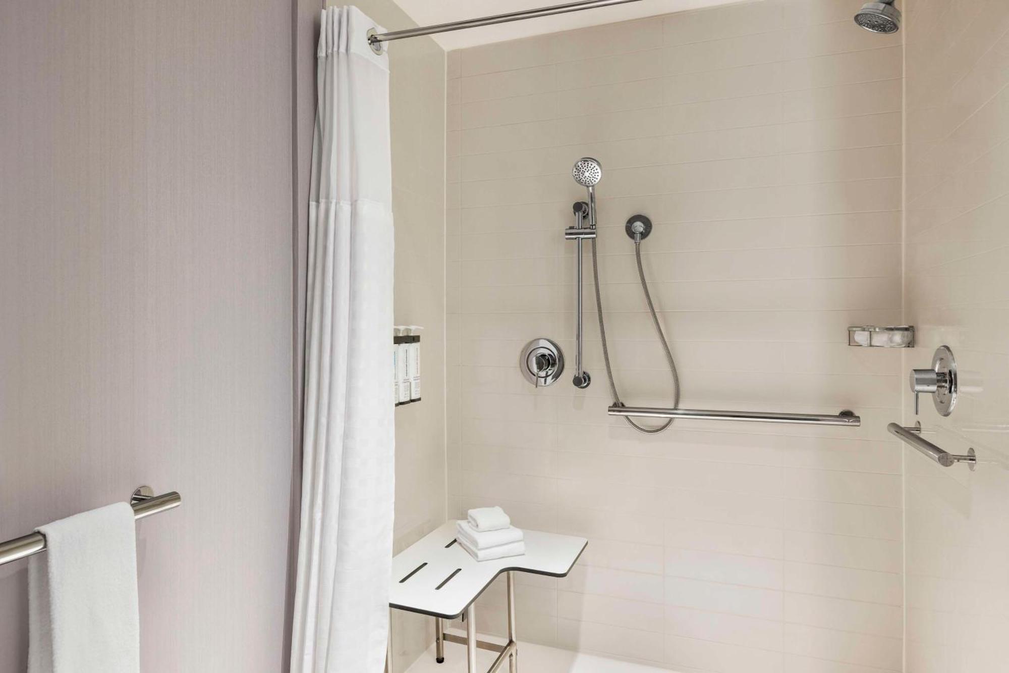 Hyatt Place Columbus Polaris Екстериор снимка